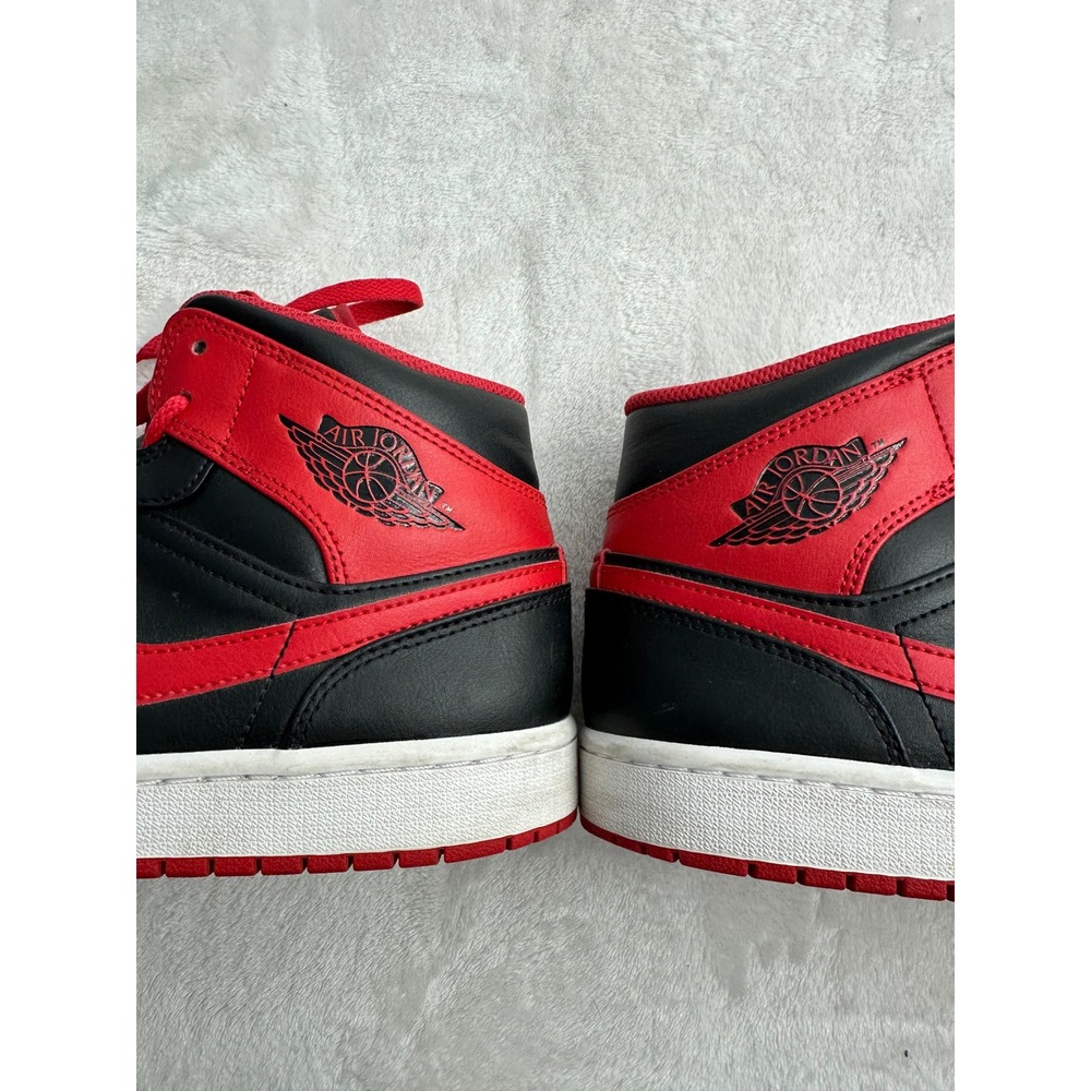 Nike‎ Air Jordan 1 Mid Bred Black Red Basketball Sneakers Men's Size 10 - Picture 3 of 9